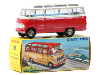 Lot 577 - DINKY TOYS (FRANCE) (1)