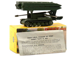 Lot 594 - DINKY TOYS (FRANCE) (1)