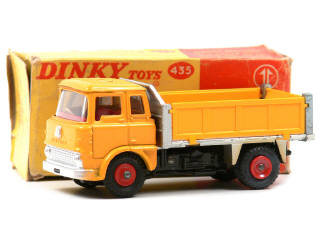 Lot 647 - DINKY TOYS (GB) (1)