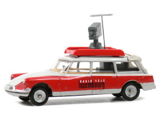 Lot 546 - DINKY TOYS (FRANCE) (1)