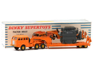 Lot 570 - DINKY TOYS (FRANCE) (1)