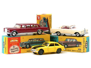 Lot 441 - CORGI TOYS (GB) (3)