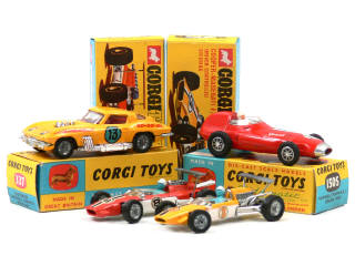 Lot 447 - CORGI TOYS (GB) (4)