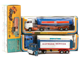 Lot 446 - CORGI TOYS (GB) (3)