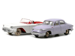 Lot 605 - DINKY TOYS (FRANCE) (2)