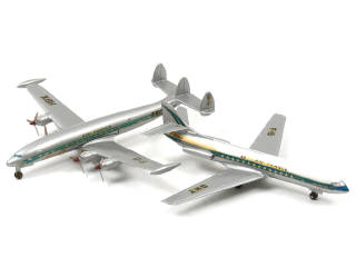 Lot 611 - DINKY TOYS (FRANCE) (2)