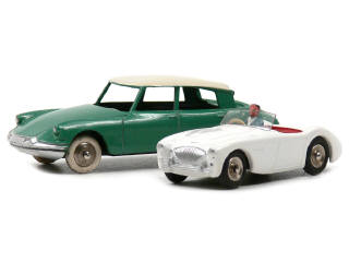 Lot 603 - DINKY TOYS (FRANCE) (2)