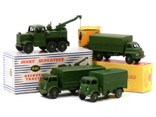 Lot 695 - DINKY TOYS (GB) (4)