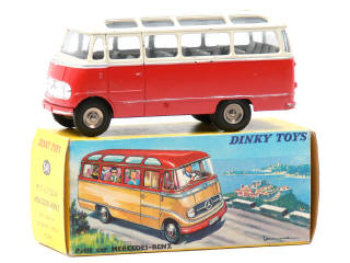 Lot 1274 - DINKY TOYS (FRANCE) (1)