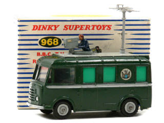 Lot 1318 - DINKY TOYS (GB) (1)