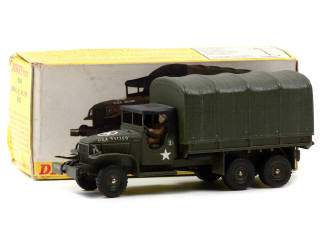 Lot 1289 - DINKY TOYS (FRANCE) (1)