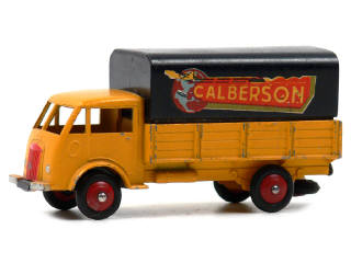 Lot 1238 - DINKY TOYS (FRANCE) (1)