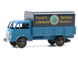 Lot 1236 - DINKY TOYS (FRANCE) (1)