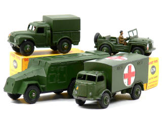 Lot 1329 - DINKY TOYS (GB) (4)