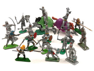 Lot 637 - FIGURINES DIVERSES (39)