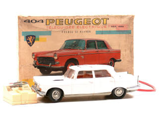Lot 382 - FRANCE JOUETS (FRANCE) (1)
