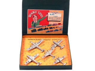 Lot 1228 - DINKY TOYS (FRANCE) (6)