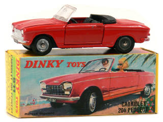 Lot 1212 - DINKY TOYS (FRANCE) (1)