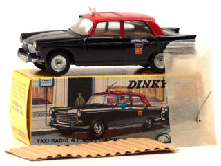 Lot 1213 - DINKY TOYS (FRANCE) (1)