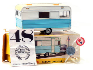 Lot 1227 - DINKY TOYS (FRANCE) (1)
