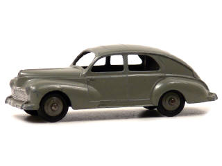 Lot 1191 - DINKY TOYS (FRANCE) (1)