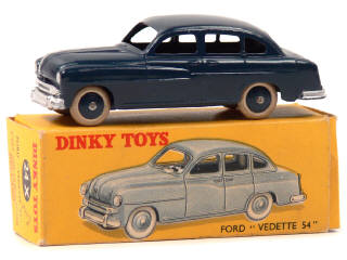 Lot 1197 - DINKY TOYS (FRANCE) (1)