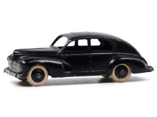 Lot 1189 - DINKY TOYS (FRANCE) (1)
