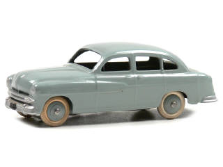 Lot 163 - DINKY TOYS (FRANCE) (1)