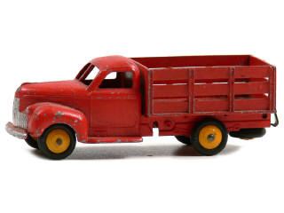 Lot 181 - DINKY TOYS (FRANCE) (1)