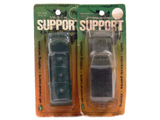 Lot 826 - MIDGETOY (USA) (2)