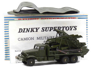 Lot 569 - DINKY TOYS (FRANCE) (1)