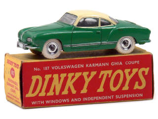 Lot 626 - DINKY TOYS (GB) (1)
