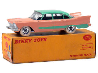 Lot 646 - DINKY TOYS (GB) (1)