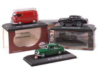 Lot 350 - NOSTALGIE & IXO (3)