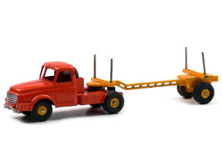 Lot 536 - DINKY TOYS (FRANCE) (1)