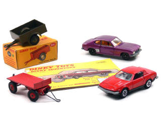 Lot 597 - DINKY TOYS (GB) (5)