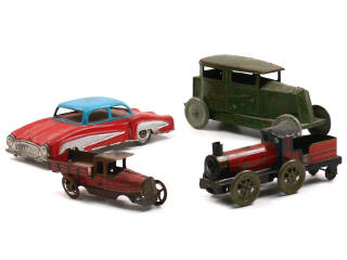 Lot 220 - DIVERS (4)