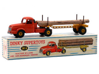 Lot 538 - DINKY TOYS (FRANCE) (1)
