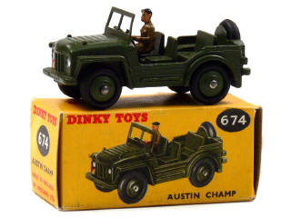 Lot 586 - DINKY TOYS (GB) (1)