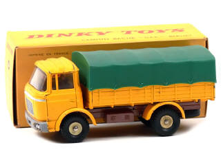 Lot 366 - DINKY TOYS (FRANCE) (1)