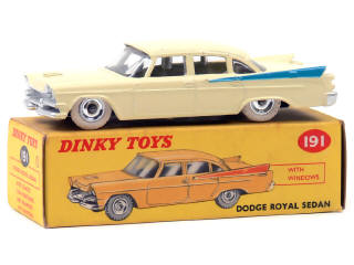 Lot 465 - DINKY TOYS (GB) (1)