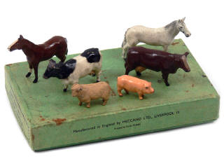 Lot 447 - DINKY TOYS (GB) (1)
