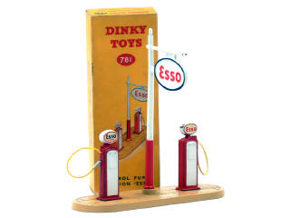 Lot 474 - DINKY TOYS (GB) (1)