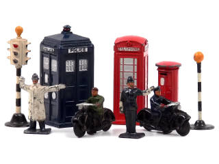 Lot 513 - DINKY TOYS (GB) (9)