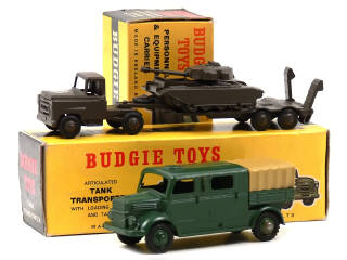 Lot 830 - BUDGIE MODELS (GB) (2)