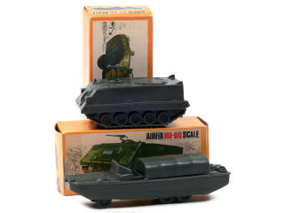 Lot 833 - AIRFIX (GB) (2)
