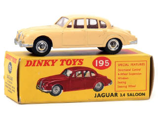 Lot 459 - DINKY TOYS (GB) (1)