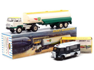 Lot 409 - DINKY TOYS (FRANCE) (2)