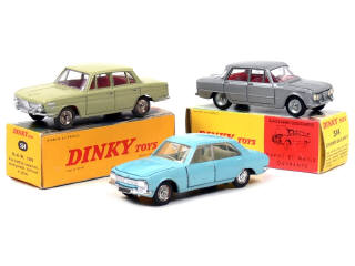 Lot 422 - DINKY TOYS (FRANCE) (3)