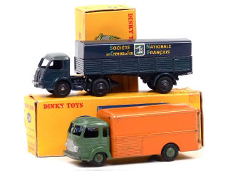 Lot 396 - DINKY TOYS (FRANCE) (2)